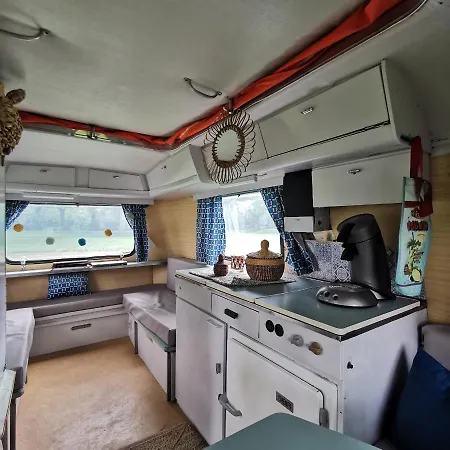 De *** Campsite