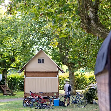 Campsite De *** *