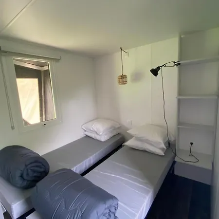 Campsite De *** *