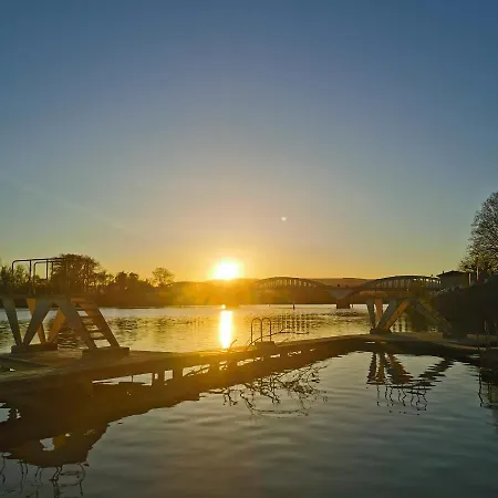 De *** Campsite Thoissey